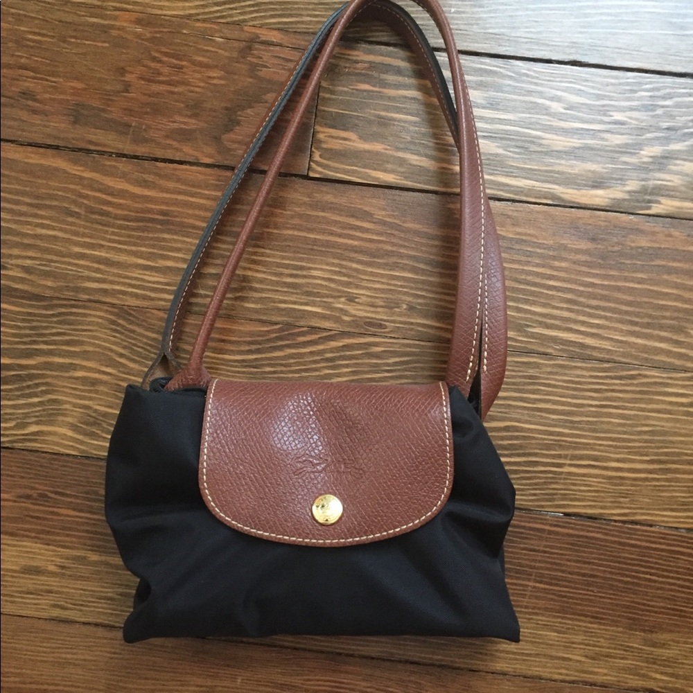 LIKE NEW Longchamp Le Pilage Medium Shoulder Tote